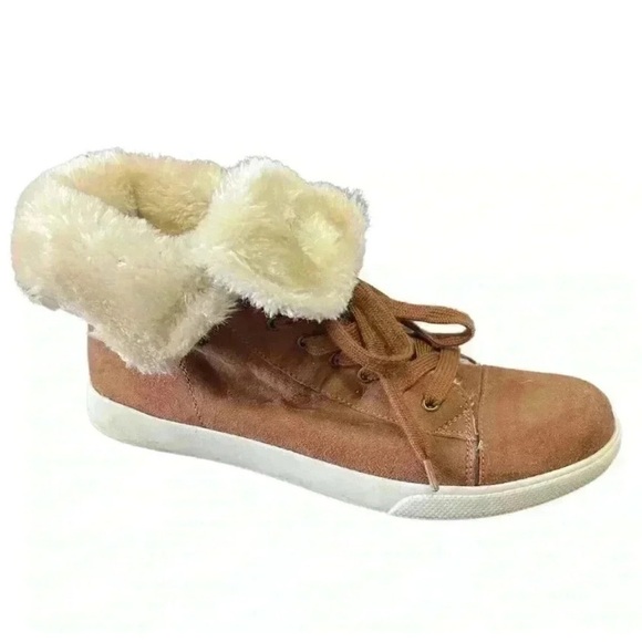 🛍️3/$40 Women’s Faux Fur Lined High-Top Sneakers – Tan Suede Look Size 11 - Picture 6 of 7